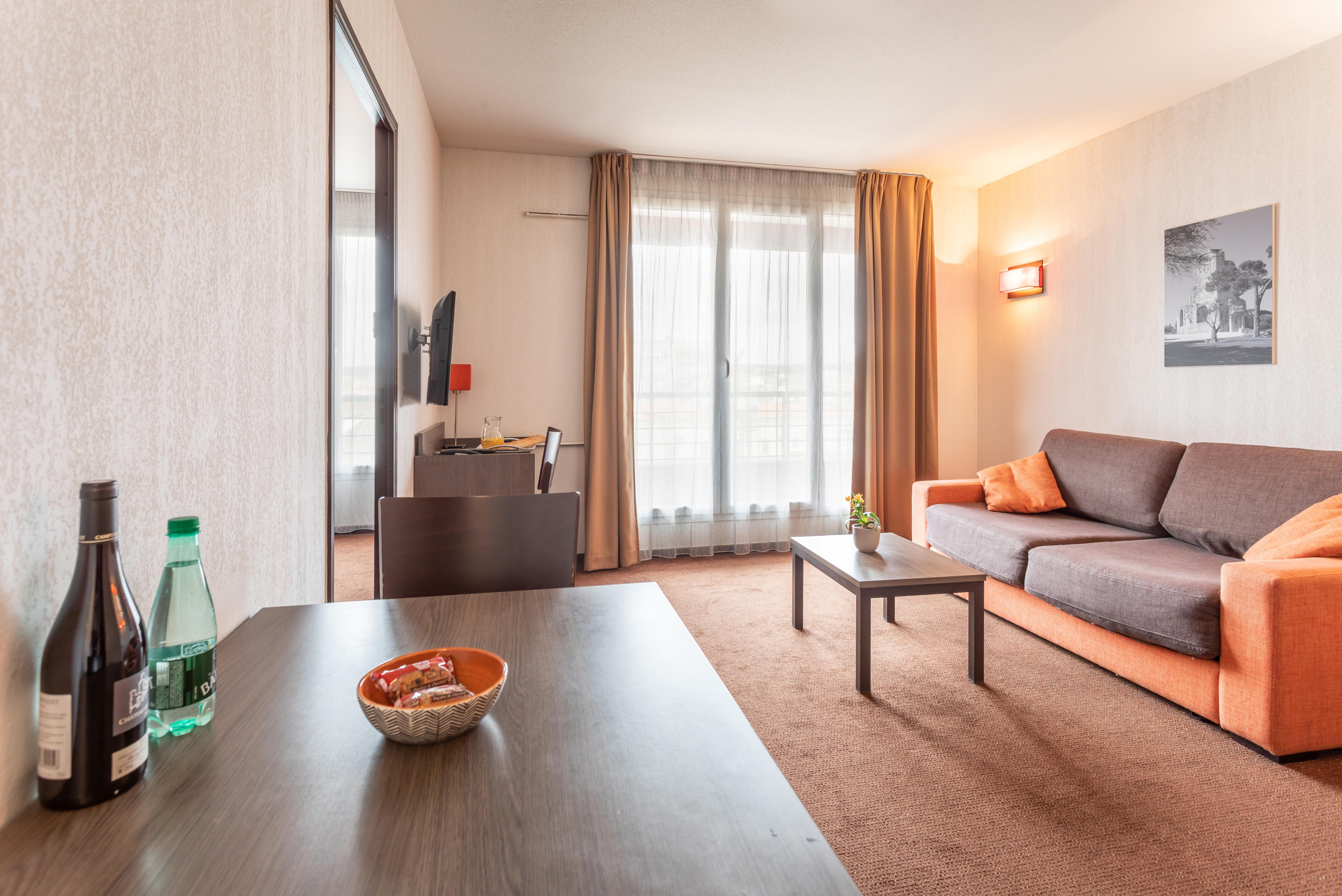 Comfort Aparthotel Nimes Centre Eksteriør billede