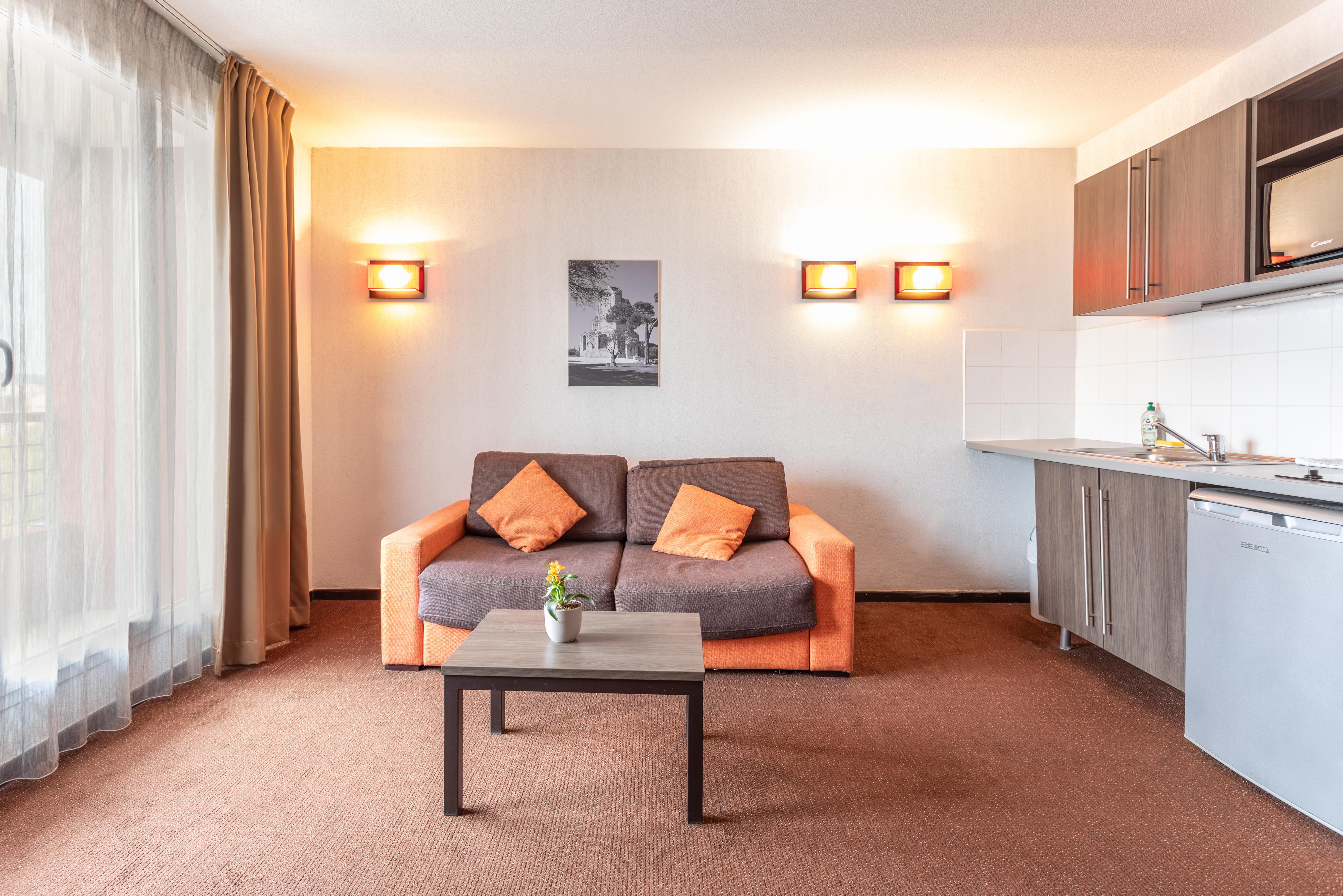 Comfort Aparthotel Nimes Centre Eksteriør billede