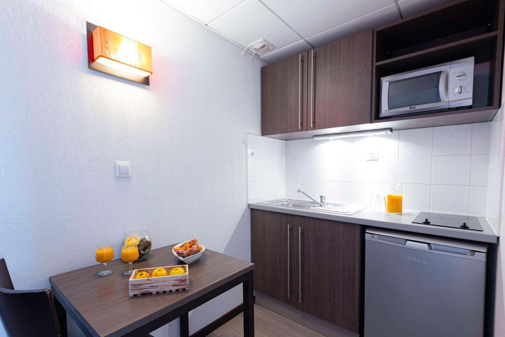 Comfort Aparthotel Nimes Centre Eksteriør billede