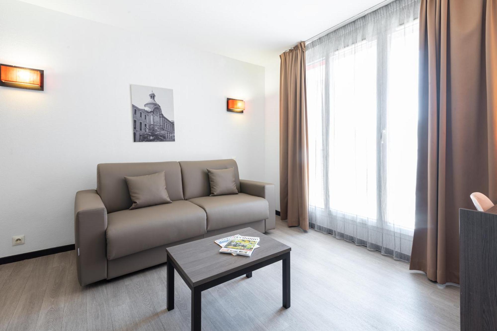 Comfort Aparthotel Nimes Centre Eksteriør billede
